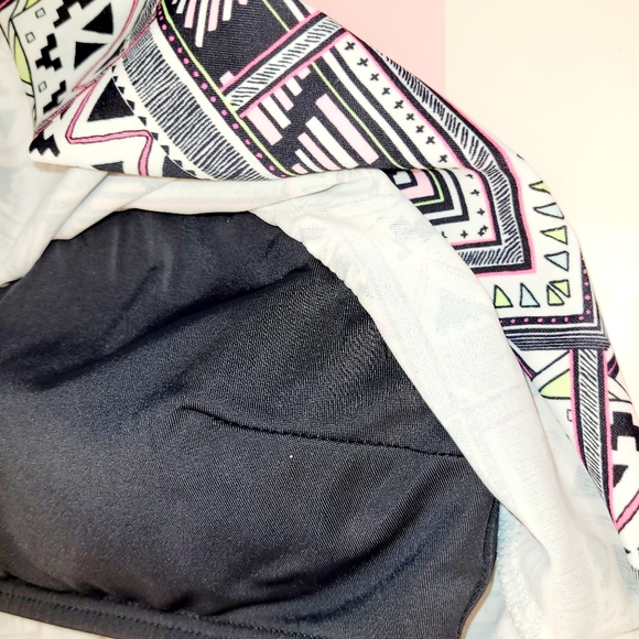 PINK VICTORIA'S SECRET Removable Cups  Both MEDIUM BRAND NEW BIKINI SWIM SUIT - Picture 10 of 15